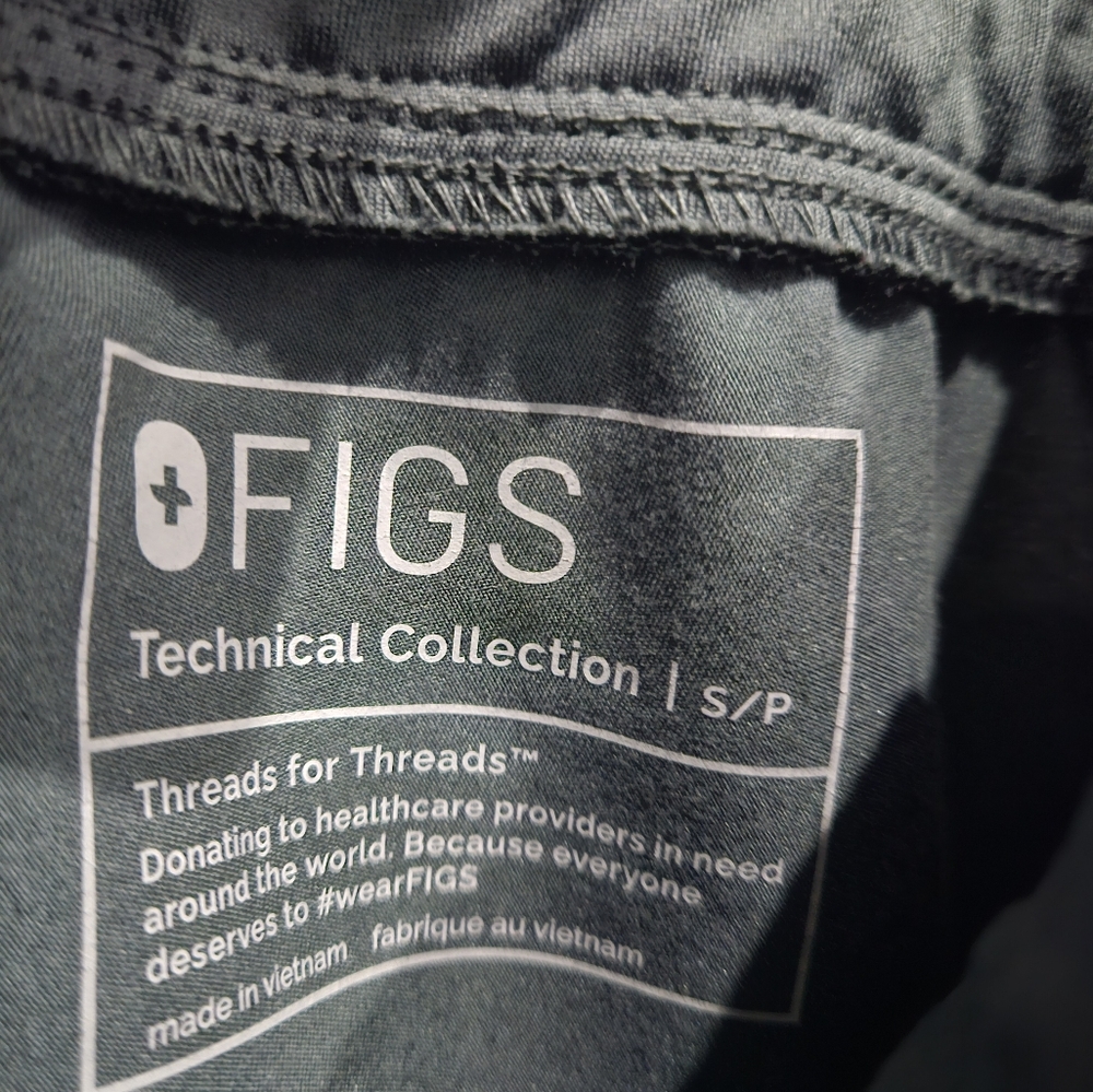 Figs Scrub Set - Picture 4 of 5